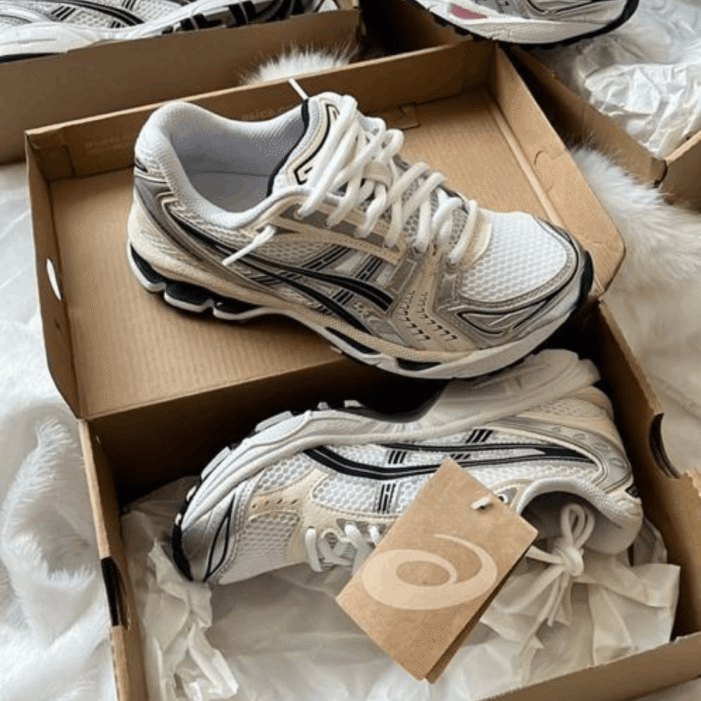 ASICS Gel-Kayano Silver